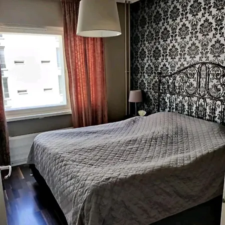 1 Bedroom In Kallio Huoneisto